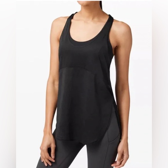 Lululemon twist around tank 2-in-1- tank - Picture 2 of 7